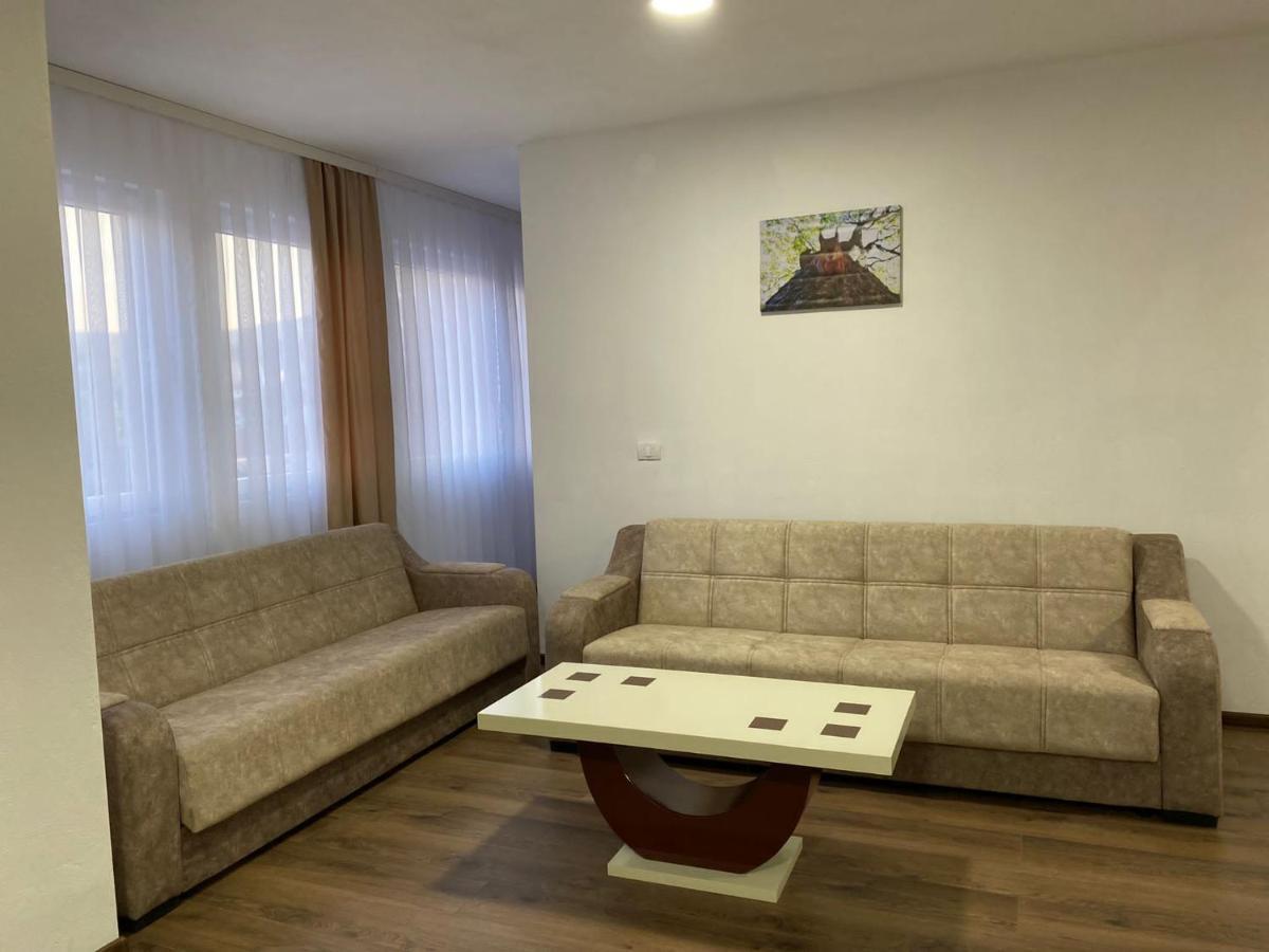 Vila Centar Mb Sjenica Exterior foto